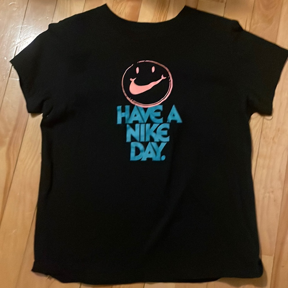 Size L Nike t-shirt
